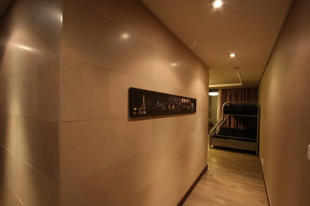 Guest House 601 Hostel